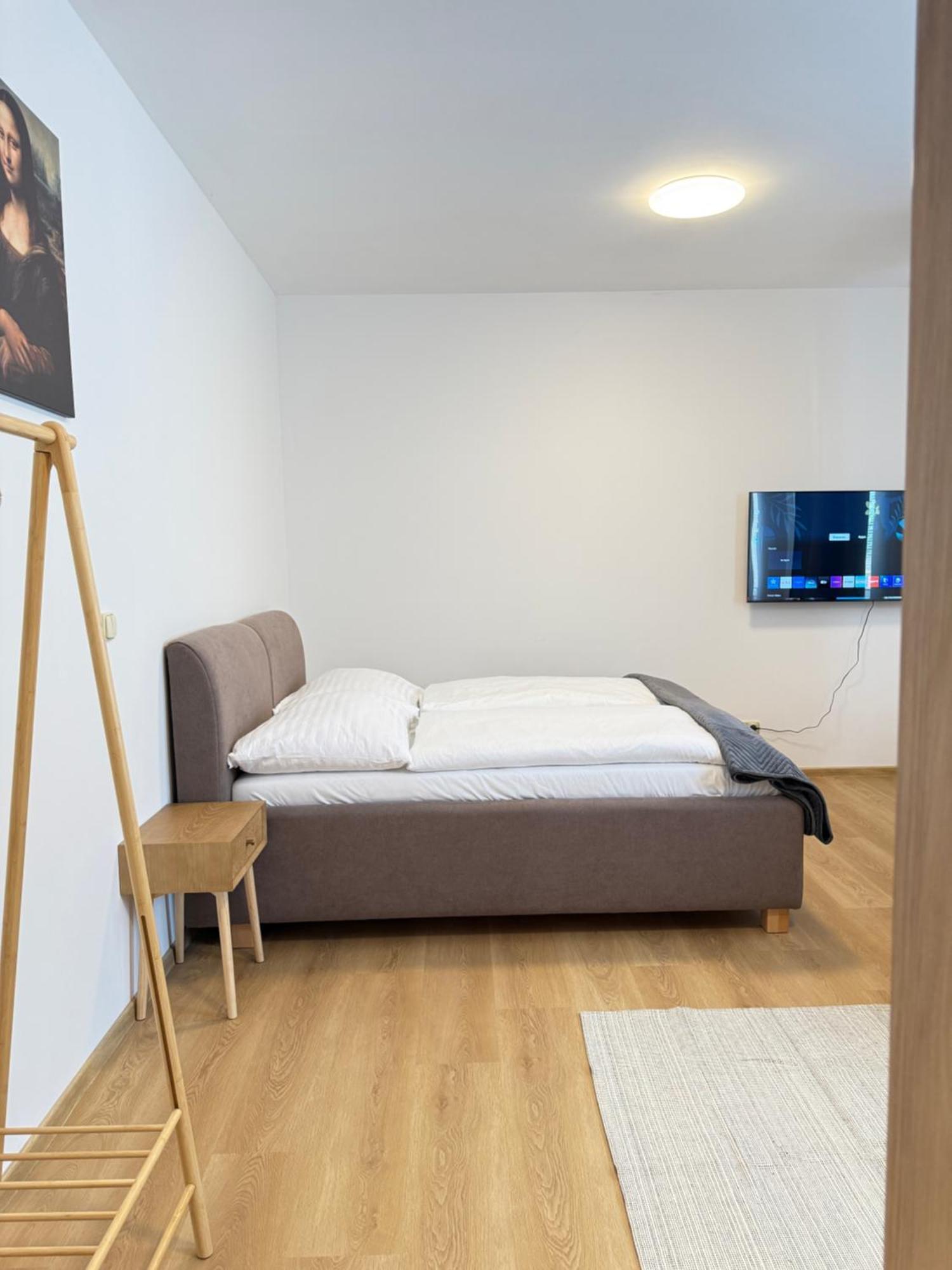 Riverside Apartment Praha Exterior photo
